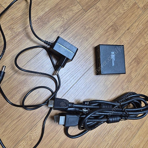 ST-200HD HDMI 모니터 분배기 및 HDMI 케이블 2개