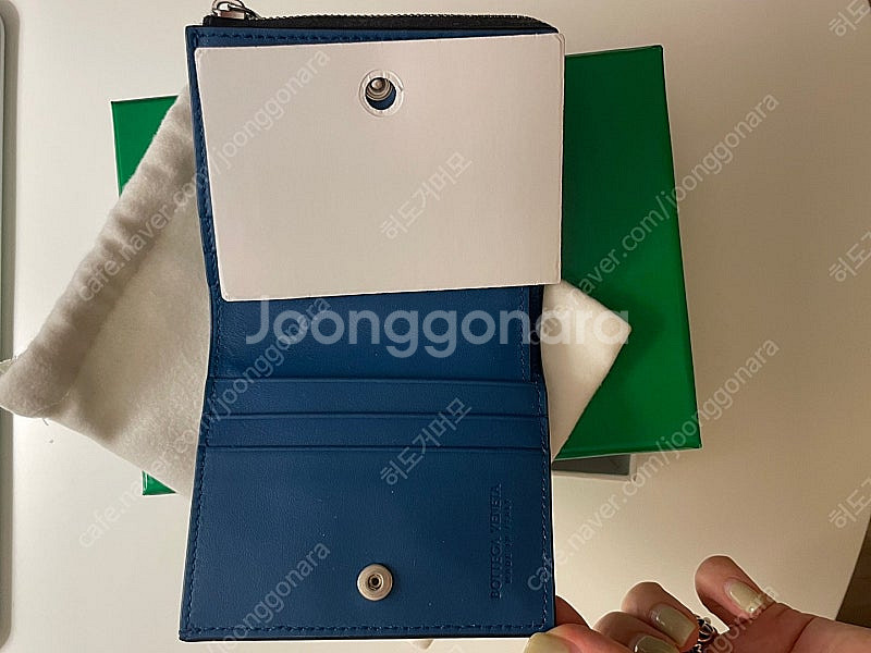 보테가 베네타 인트레치아토 남성 반지갑 (새상품)--5