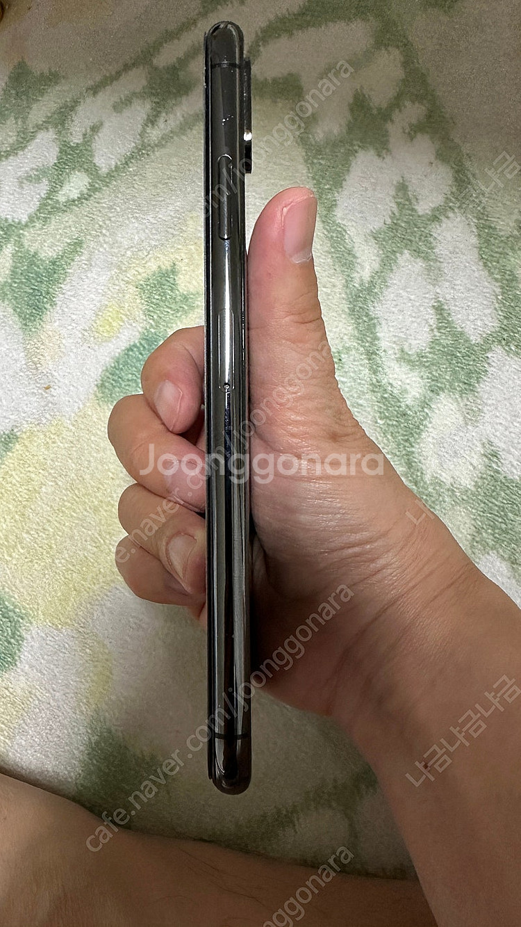 아이폰 xs max 512기가 블랙 팝니다--3