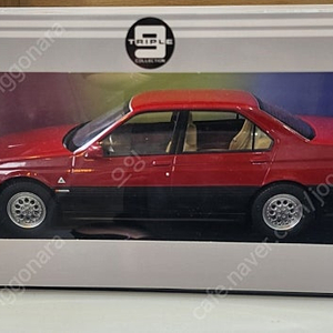 triple9 다이캐스트 1:18 알파로메오 164 Q4