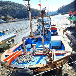 자동화된 410마력 장어(하모)배
