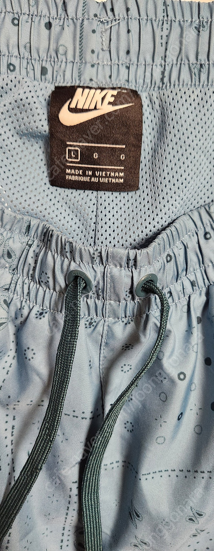 나이키반바지 남100 허리끈.속망사 있어요 색상 좋고 예뻐요 이미지