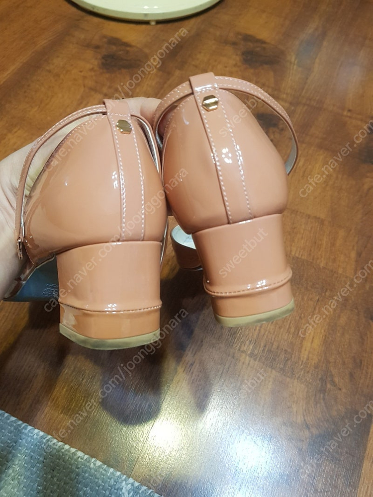 캠퍼 나무하나 제옥스 레페토 브루노말리 구두 샌들 이미지