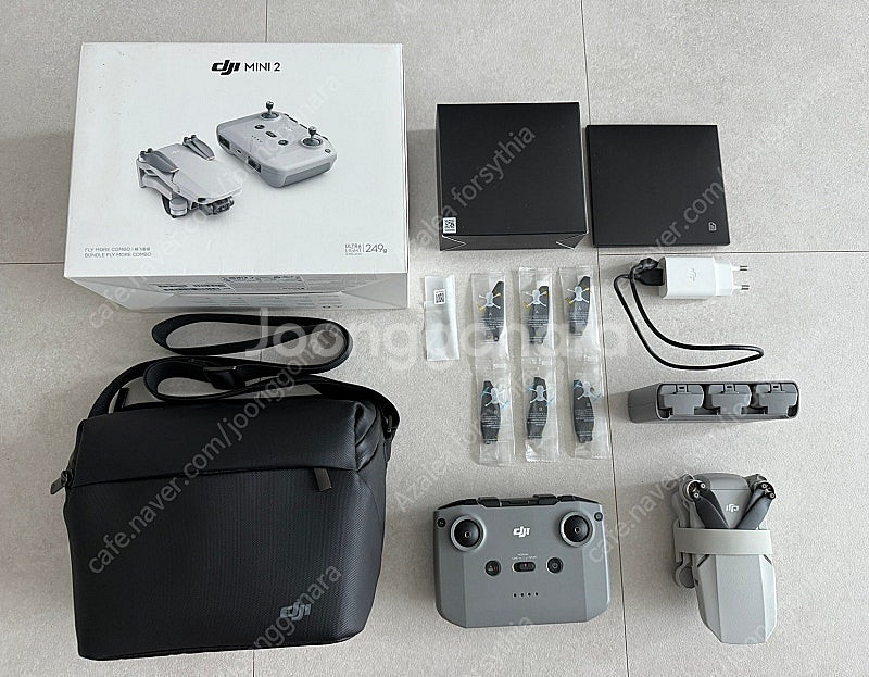 DJI Mini 2 플라이 모어 콤보 판매합니다.--0
