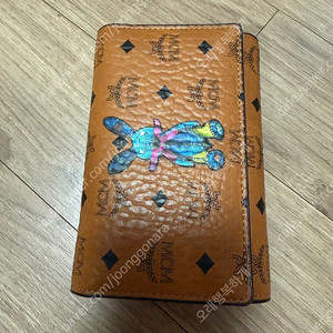 mcm 엠씨엠 비세토스 래빗 중지갑 팝니다. 보관만 했어요. 택포 6만원
