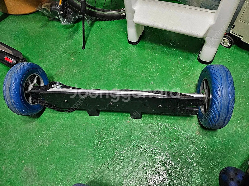 벨리피싱 큐브 랜딩바퀴--0