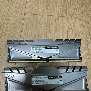 티포스 3200 cl16 64GB 팝니다