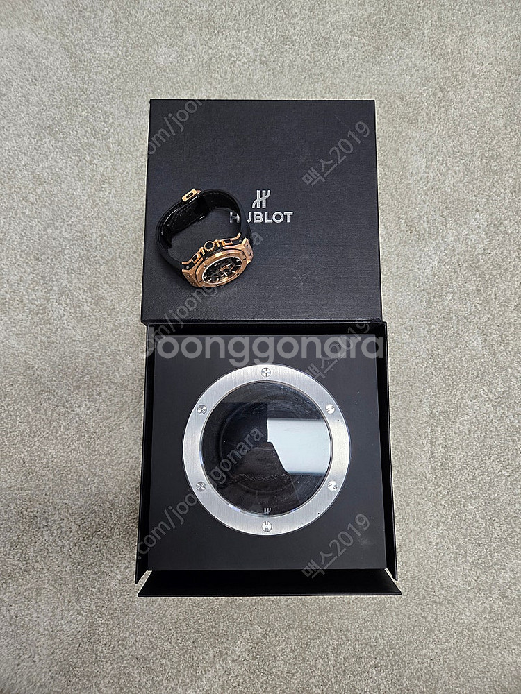 위블로 빅뱅 에어로뱅 스켈레톤 금통 44mm 남성용 시...--1