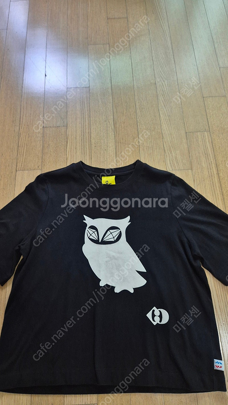 럭키슈에뜨 레터링포인트 편안한핏의 티셔츠 (55~날씬6...--0