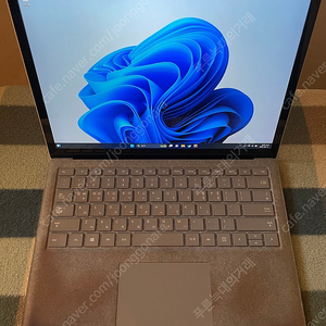 (천안) 마이크로소프트 서피스 랩탑 i5 8G 256G 윈11P 20만