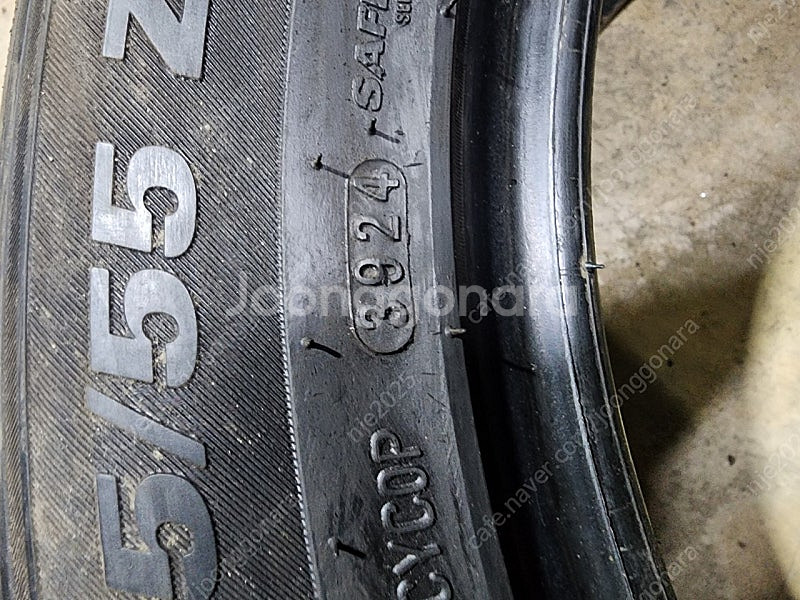 235 55 17 중고타이어--6