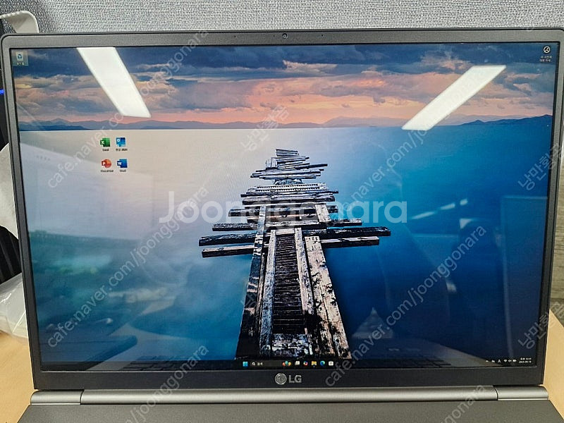 깨끗한 LG 그램 17인치 17Z990 (i7/16g/...--2