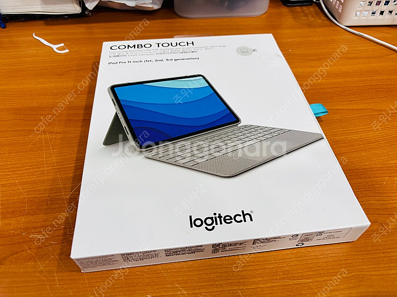 로지텍 콤보 터치 키보드 케이스 (iPad Pro 11...--0