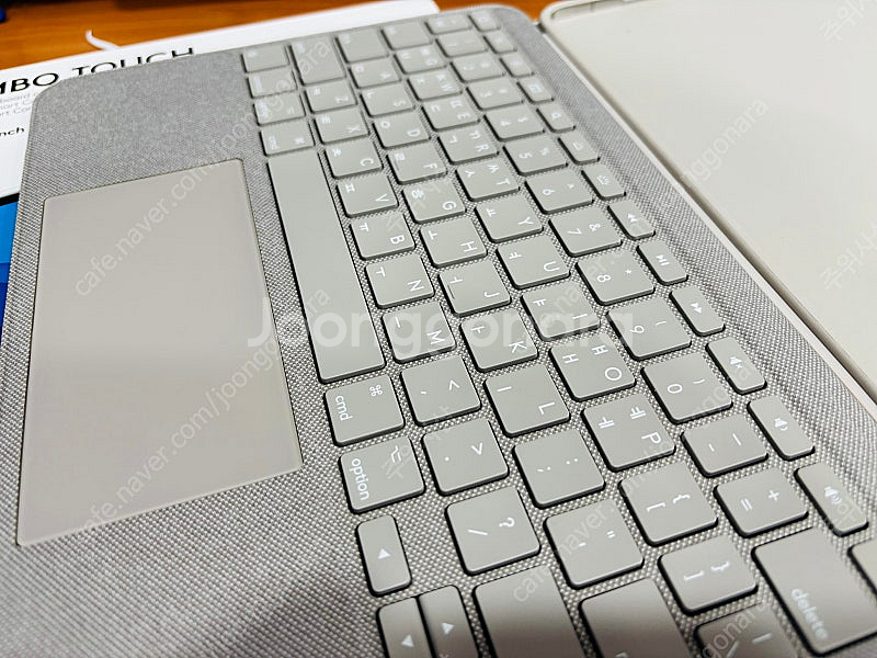 로지텍 콤보 터치 키보드 케이스 (iPad Pro 11...--3
