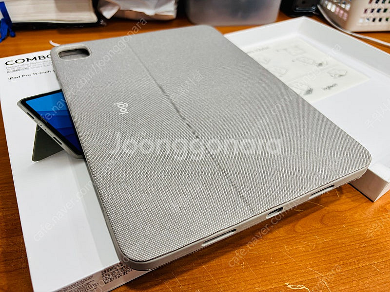 로지텍 콤보 터치 키보드 케이스 (iPad Pro 11...--5
