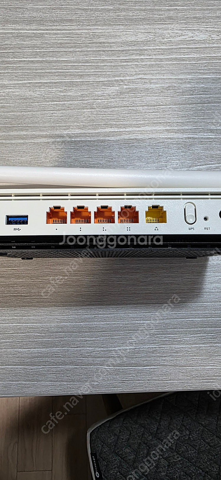 공유기 IPTIME AX2004BCM 팔아요--1