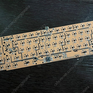 QK65 솔더링 기판(디솔1회) 판매합니다 이미지