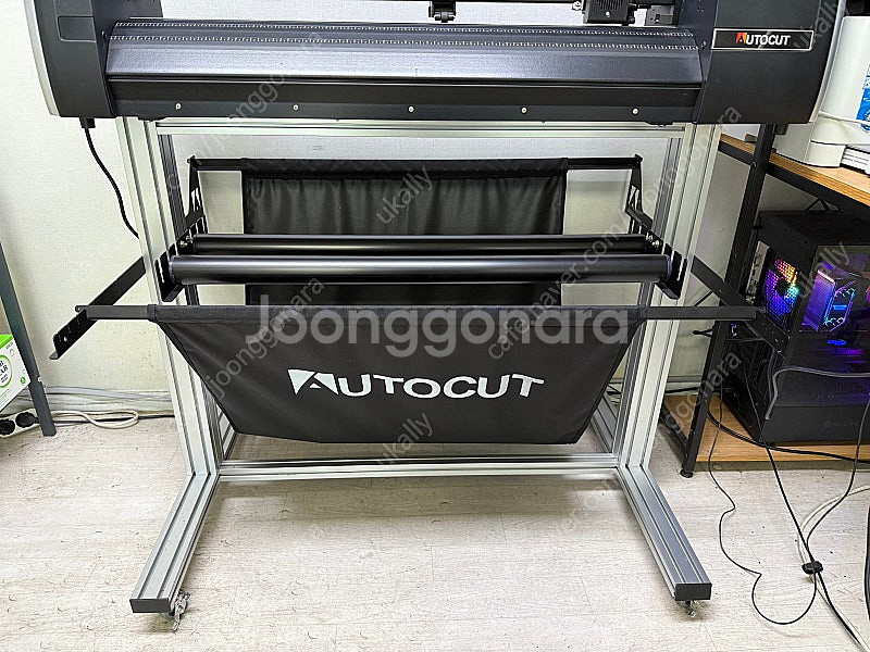 오토컷 PPF 단폭 재단기 팝니다. S급--1