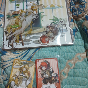 맘스터치 붕괴스타레일 콜라보 굿즈