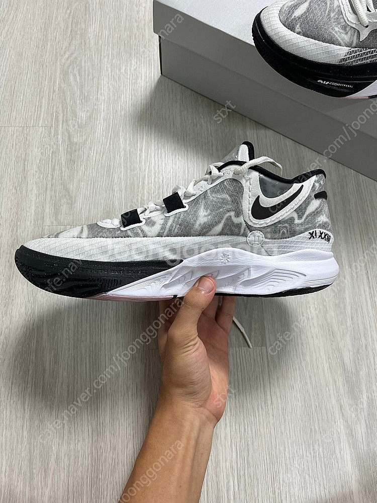 나이키 카이리8 농구화 285--1