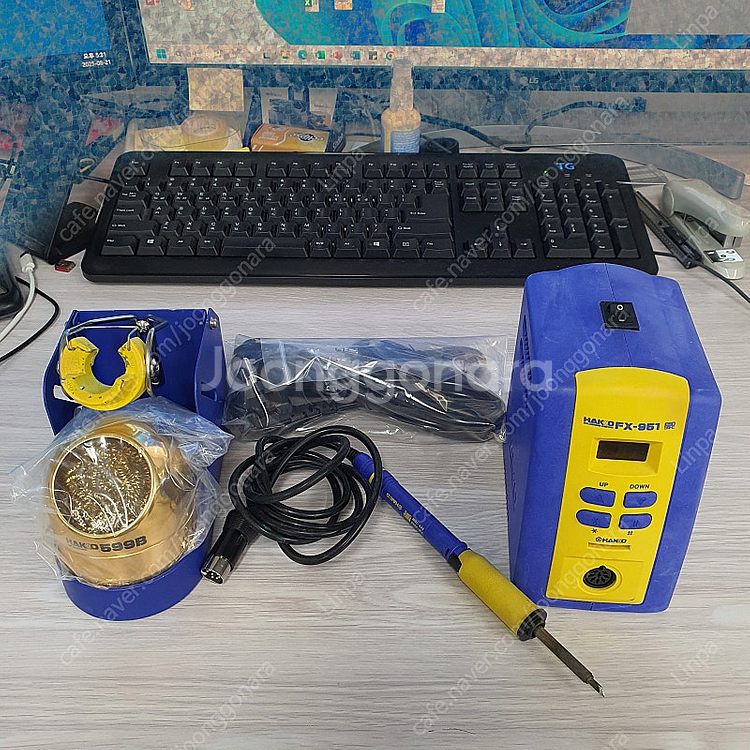 HAKKO FX-951 중고인두기1 팝니다.--1