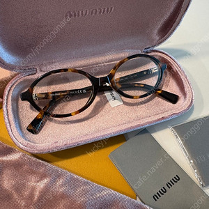 [MIU MIU] 미우미우 하바나 글라스