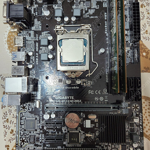 i5-7500 메인보드 기가바이트 h-110m 램 ddr4삼성8기가2개 16기가 팝니다.