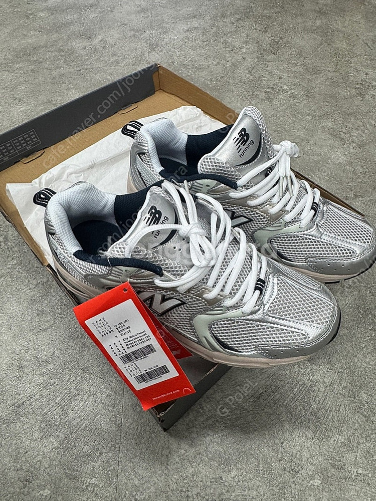 새제품 뉴발란스 530 운동화 MR530KR 팝니다.--3