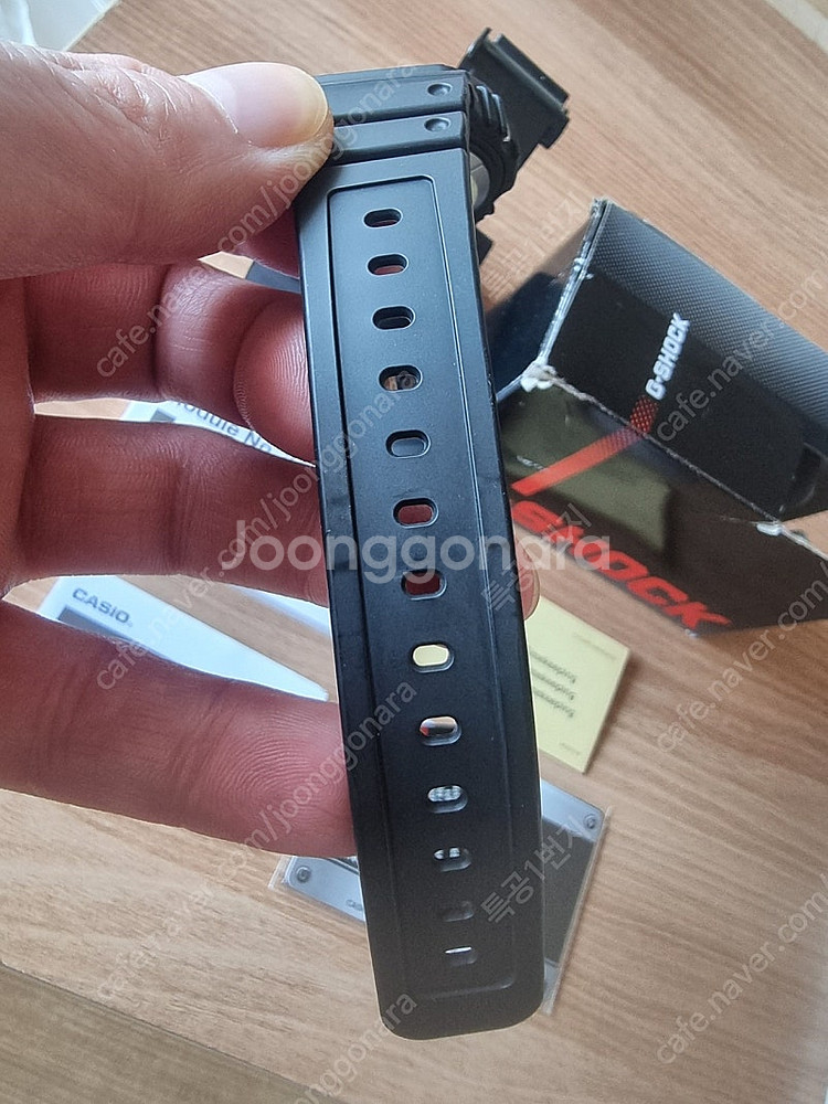 카시오 지샥 GW-M5610U-1CF 빨테 팝니다--5