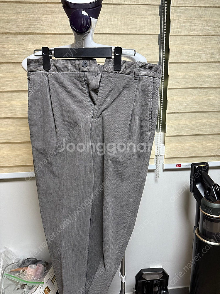 DKNY 코듀로이 팬츠 30--1