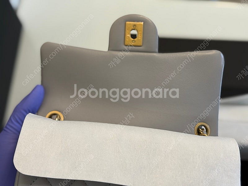 샤넬 골드볼 뉴미니--2