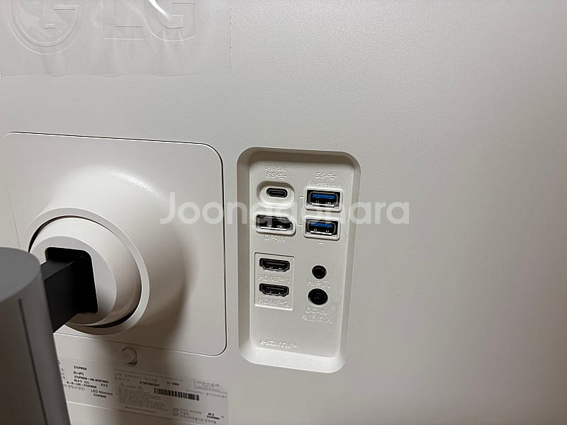 LG 27인치 모니터 27UP850K--2