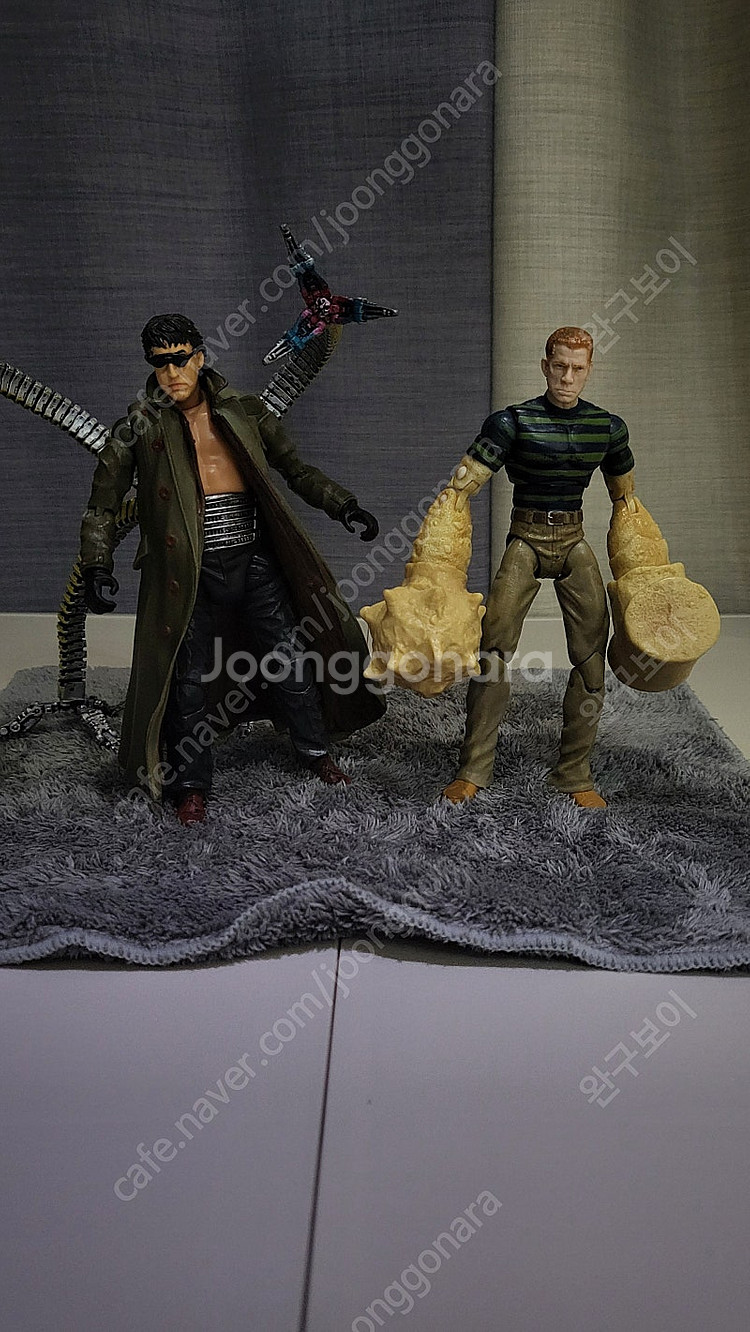 마블레전드 토이비즈 슈퍼포저블 닥옥 & 샌드맨--0