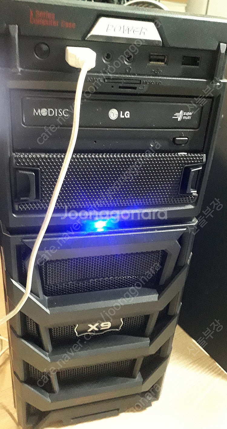 2.데스크탑 i3 2100 3,10GHZ 램8G SSD...--0