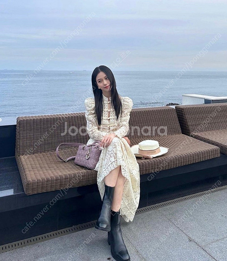 정품 DIOR 디올 레이스 피티드 퍼프 자켓 36--5