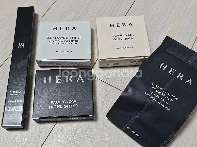 새상품 헤라 new 블랙쿠션 본품+리필 +미니헤라등등--2