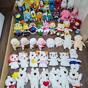 심슨가족, 세사미 스트리트, 어드벤처타임, 에비츄, 오버액션 토끼, 지방이, 둘리, 덤보, 구피, 플루토, 미니언즈 인형 판매(미사용)