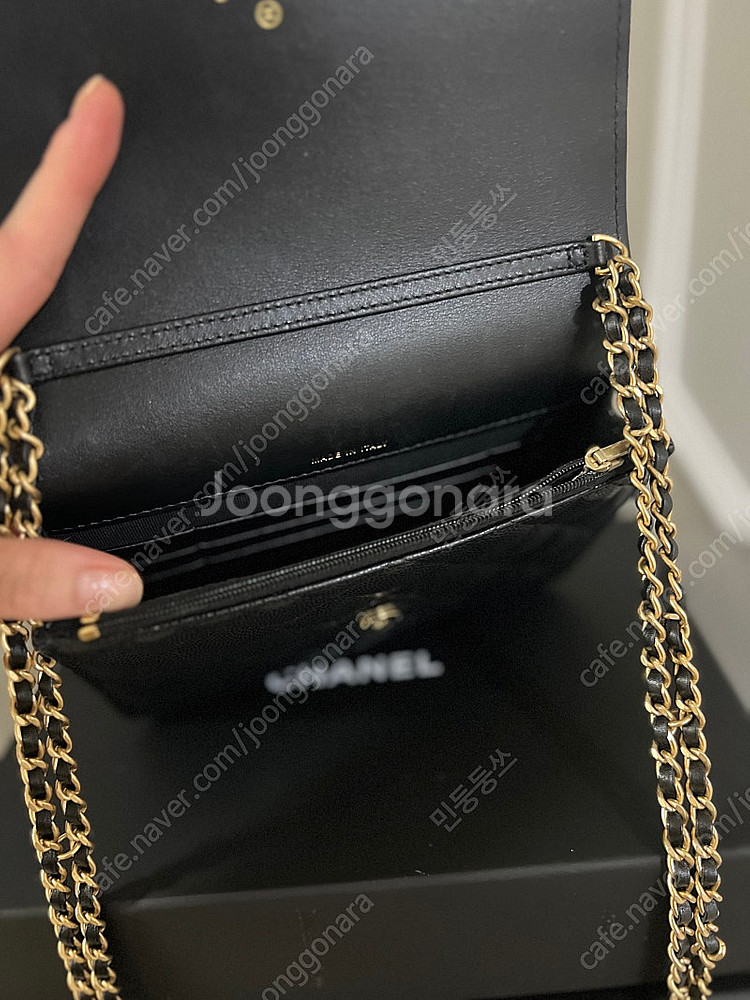 샤넬 플랩백woc 블랙 금장 내장칩--6