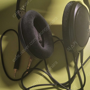 사은품o)젠하이저 hd560s 블랙 신품급 팝니다