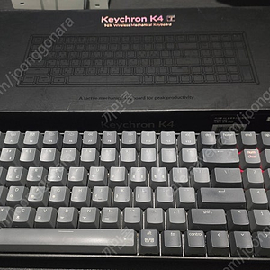 키크론 K4 V2 키보드 청축