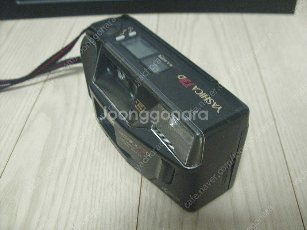 YASHICA T3 (D) + ZEISS 35mm F2...--2