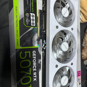 GALAX RTX 5070 Ti 화이트 EX Gamer