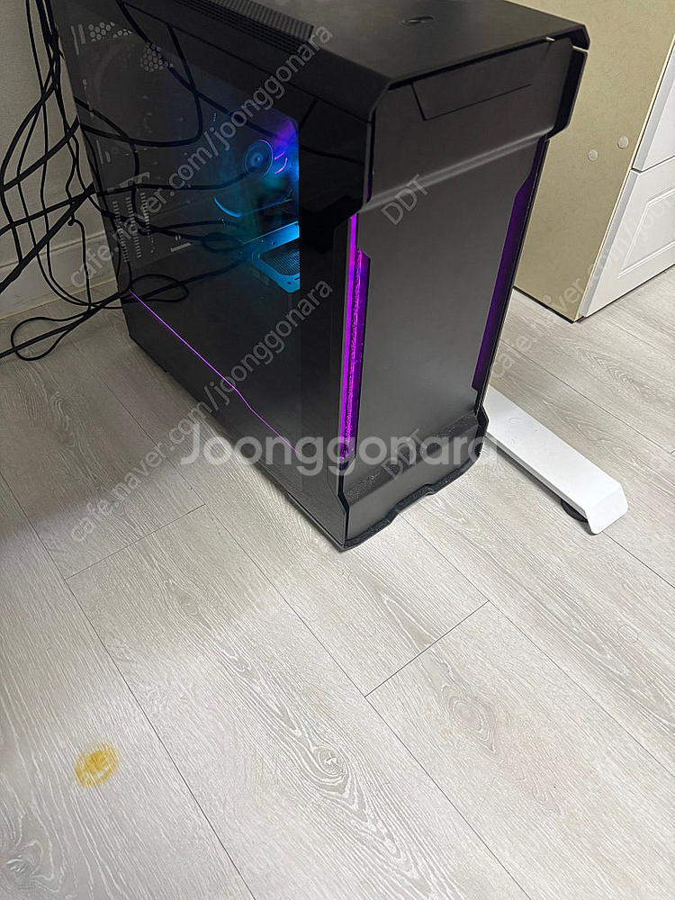[판매중] 7800X3D 9070XT 본체 팝니다.--1