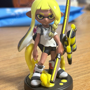 스플래툰3 걸, 대난투 미엔미엔 아미보