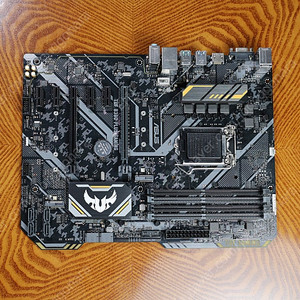 ASUS TUF B360-PLUS GAMING 메인보드 (DDR4)