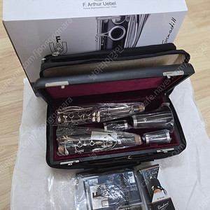 우에벨 Bb클라리넷 슈페리어 uebel superior (거의 새것) 싸게 팝니다. (신품가 6000만 -> 판매가 320만)