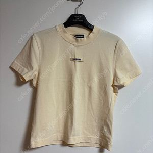 자크뮈스 반팔 세미크롭 티셔츠 xs(55)