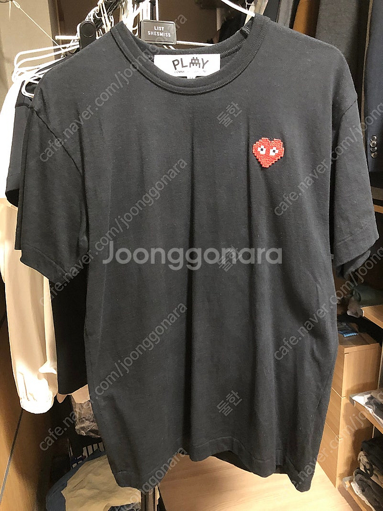 꼼데가르송 하트와펜 블랙 티셔츠 - 7만원--0