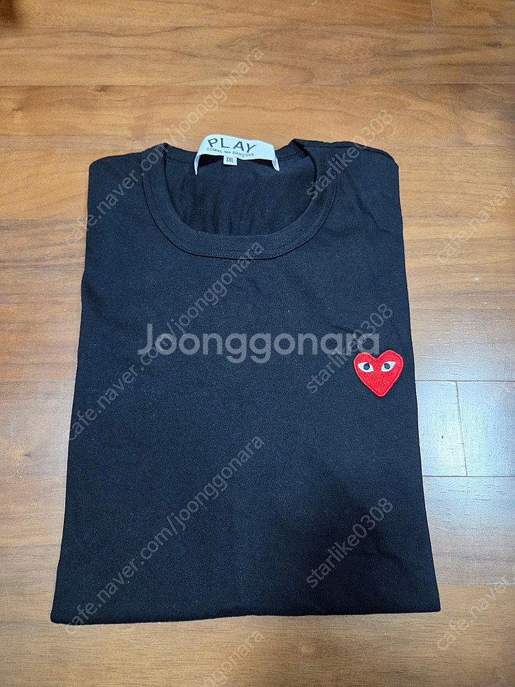 (새상품) 꼼데가르송 반팔티셔츠--0