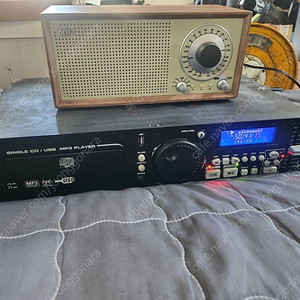 LEED PRO AUDIO CD-100U CDP를 팝니다.
